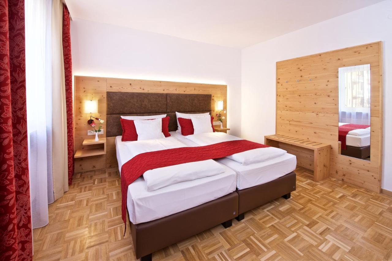 Park Hotel Laim Serviced Apartments Мюнхен Экстерьер фото