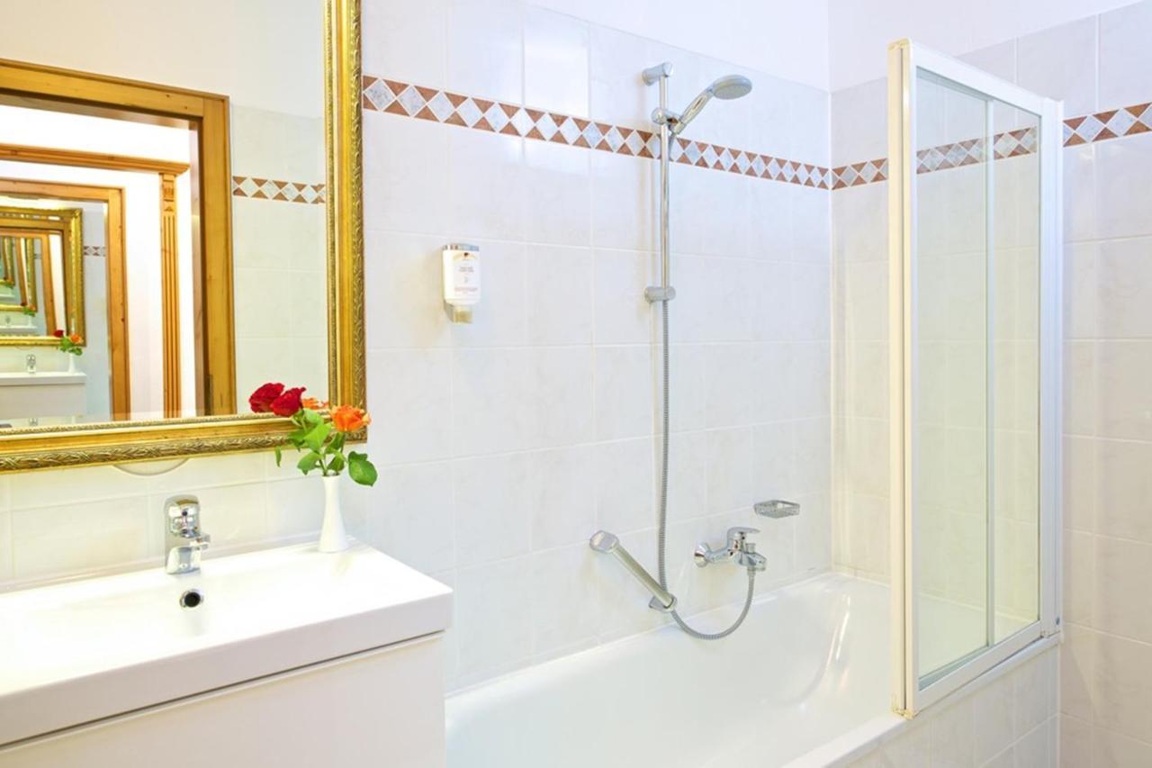 Park Hotel Laim Serviced Apartments Мюнхен Экстерьер фото